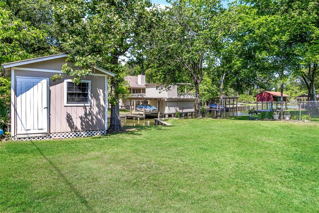 109 Teena Ln Ln, Livingston, Texas image 25