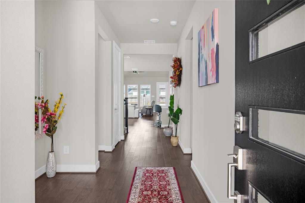 9211 Fenton Oaks Drive