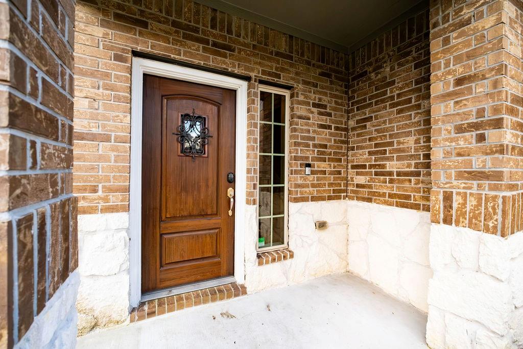 4306 Laine Lane, Baytown, Texas image 2