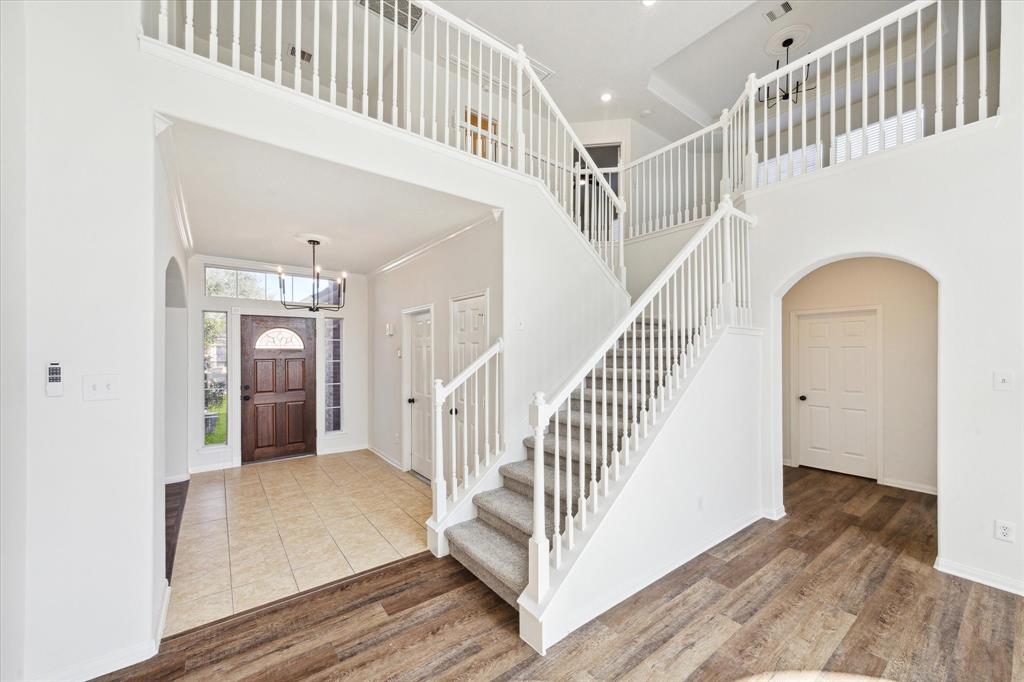 4806 Chase Stone Drive, Bacliff, Texas image 4