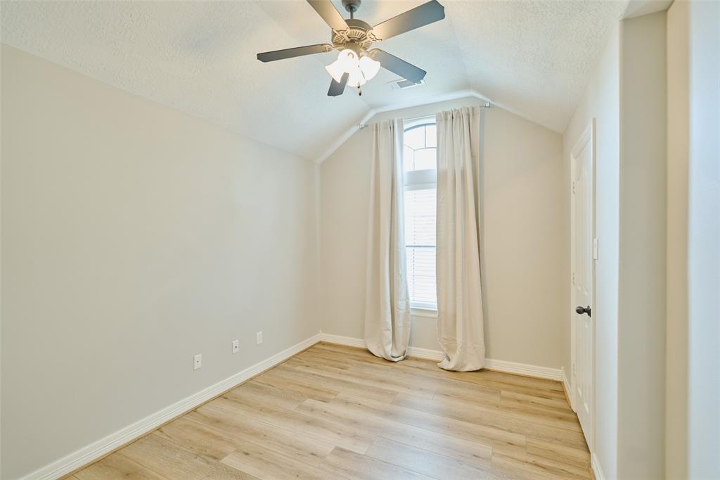 5102 Sleepy Point, Willis, Texas image 34
