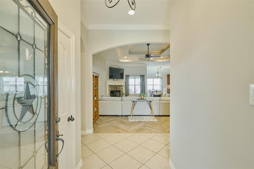 5102 Sleepy Point, Willis, Texas image 7