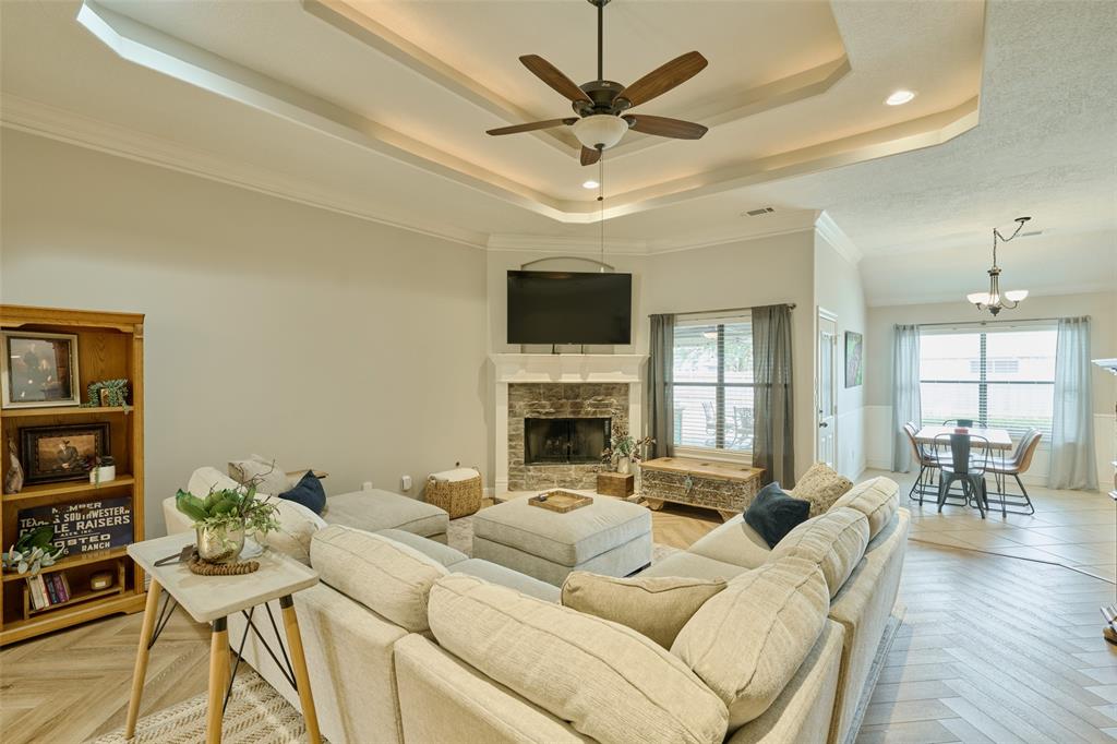 5102 Sleepy Point, Willis, Texas image 10