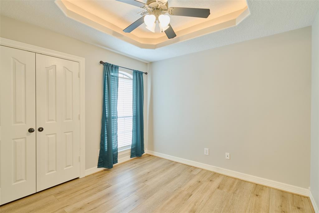 5102 Sleepy Point, Willis, Texas image 31