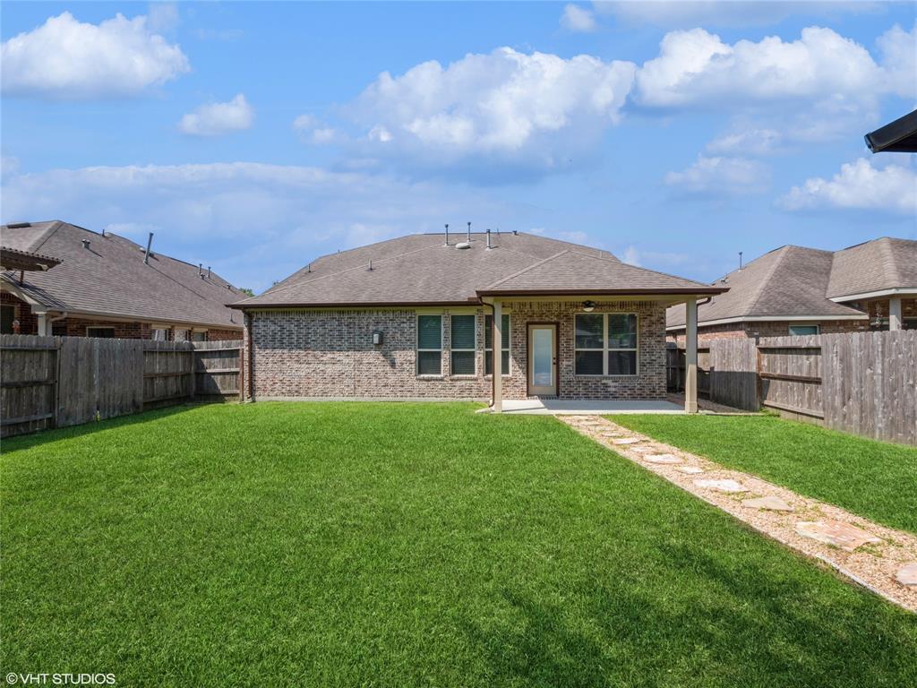 1322 Tee Time Court, Crosby, Texas image 15