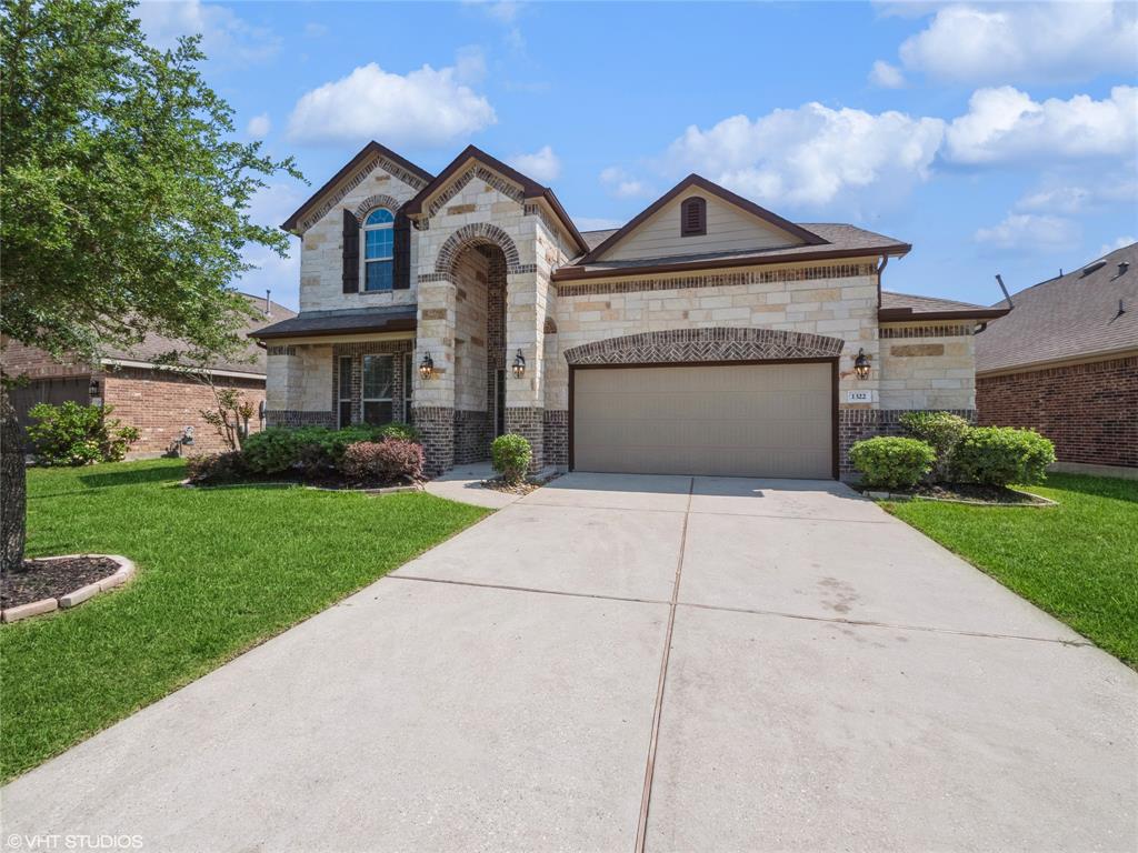 1322 Tee Time Court, Crosby, Texas image 1