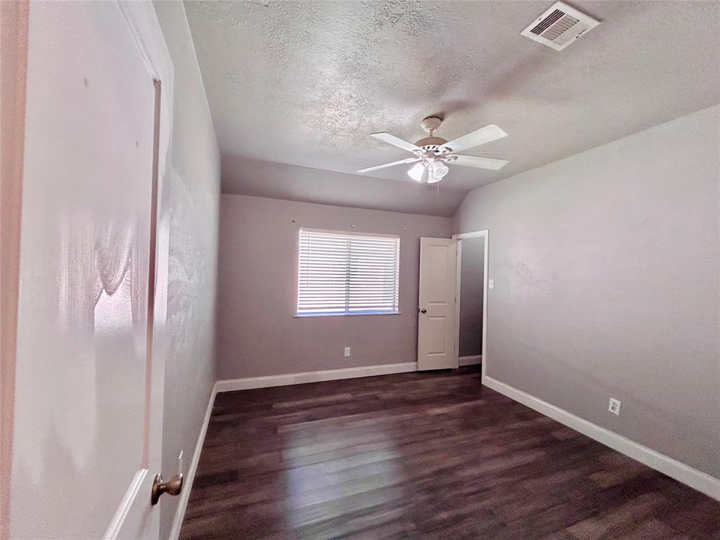 6302 Cannon Knolls, Houston, Texas image 32