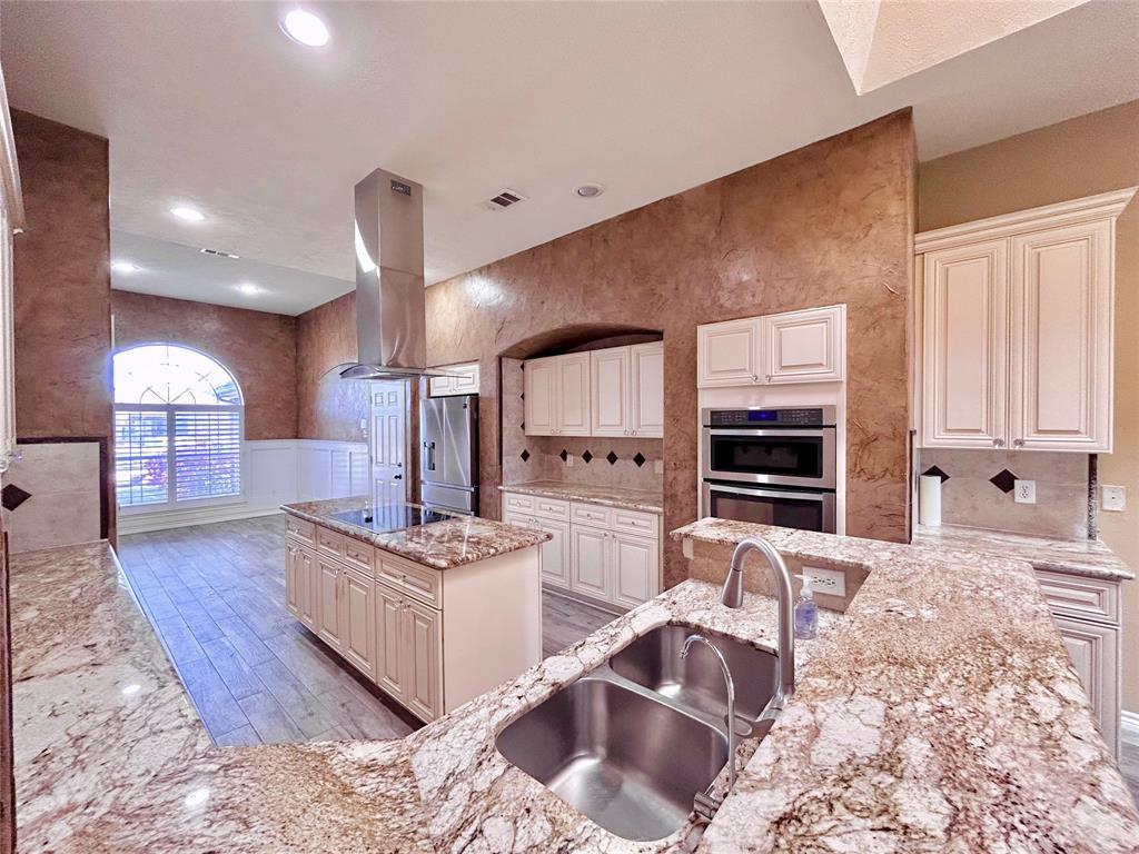 6302 Cannon Knolls, Houston, Texas image 15
