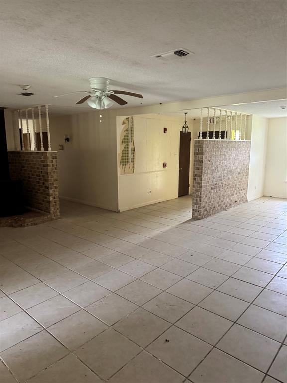 8903 Harvest Acres Drive, Manvel, Texas image 5