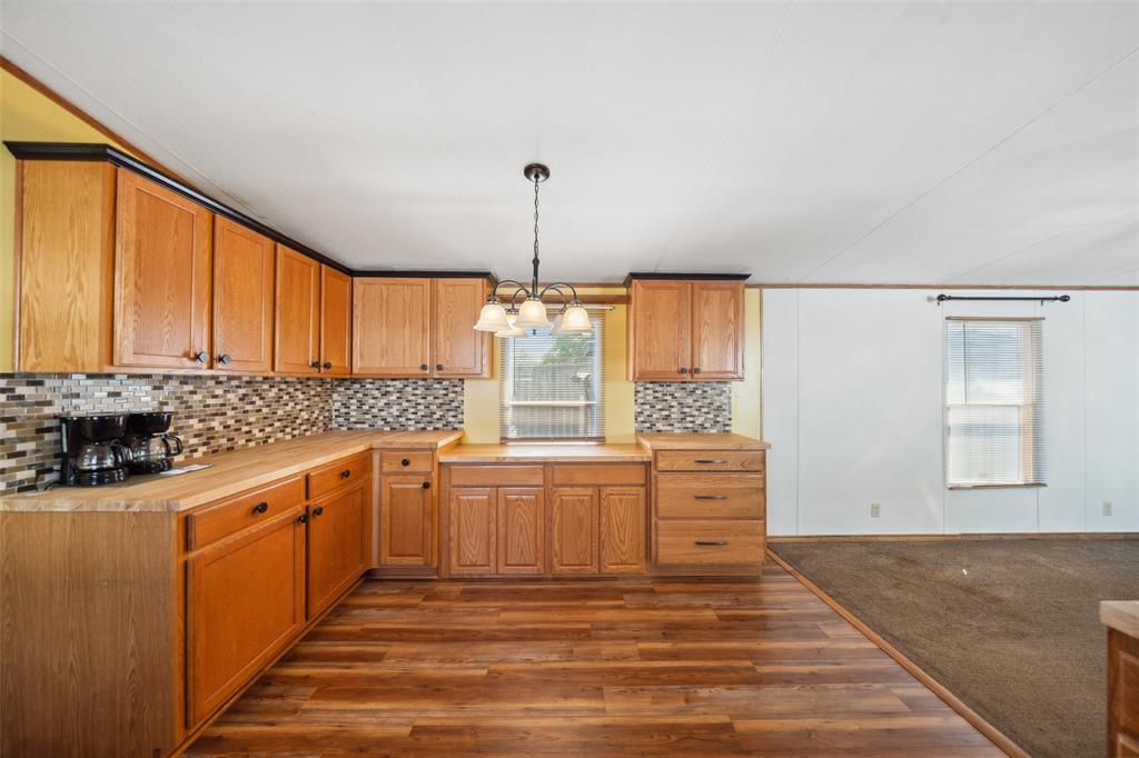 13236 Enchanted Vista, Willis, Texas image 4