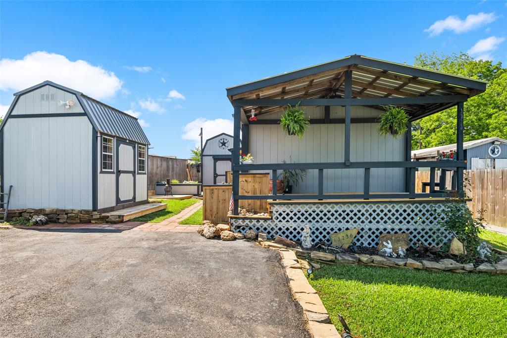 13236 Enchanted Vista, Willis, Texas image 17