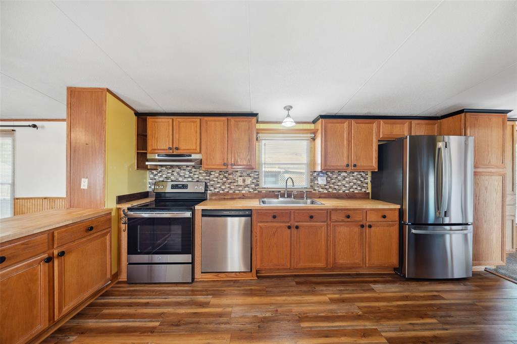 13236 Enchanted Vista, Willis, Texas image 3