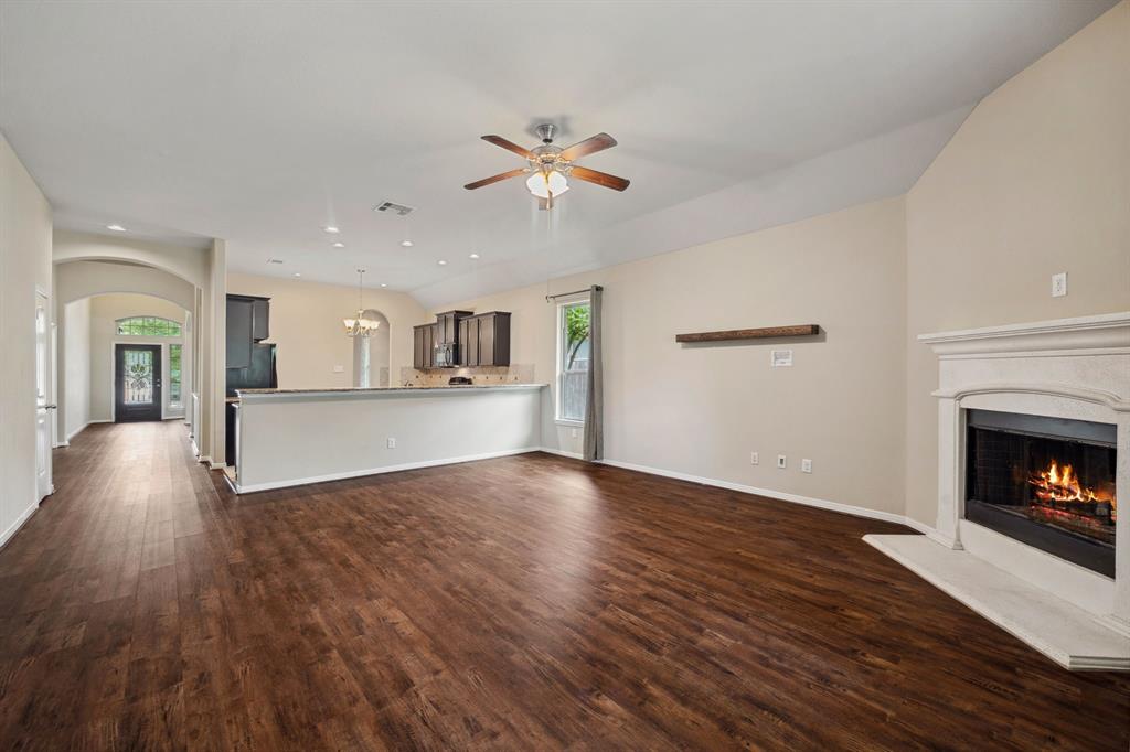 122 Jacobs Meadow Drive, Conroe, Texas image 14