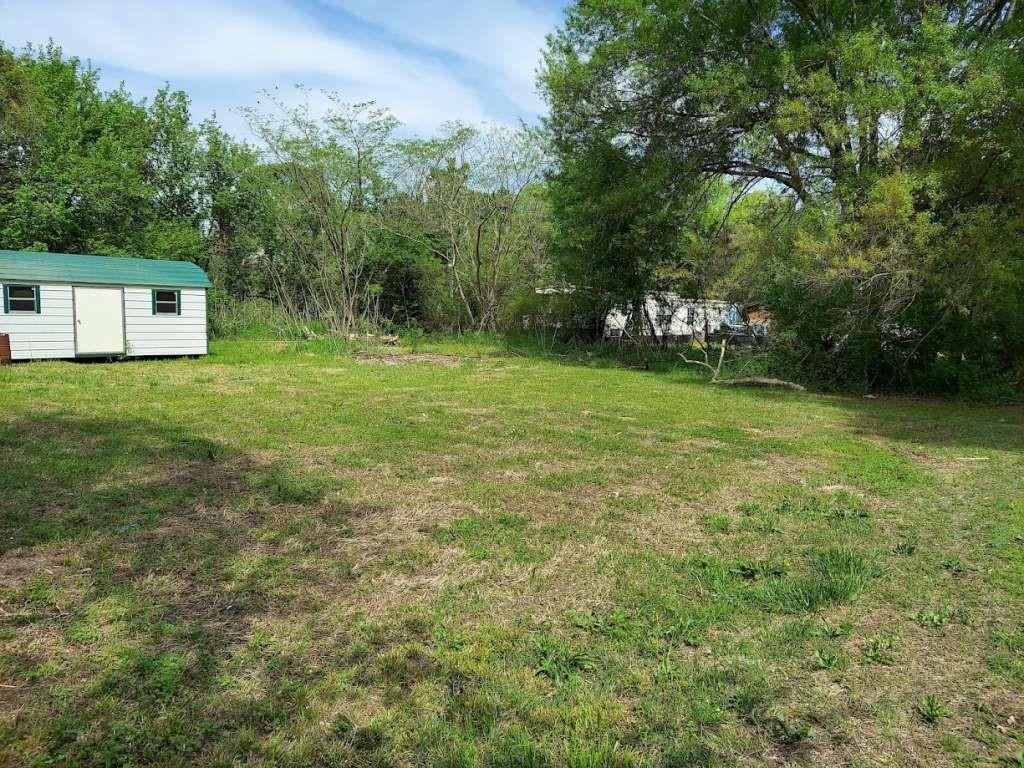 108 E Mcgee Road, New Boston, Texas image 2