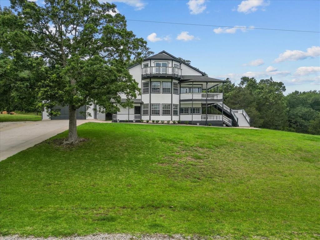 401 Paradise Drive, Coldspring, Texas image 3