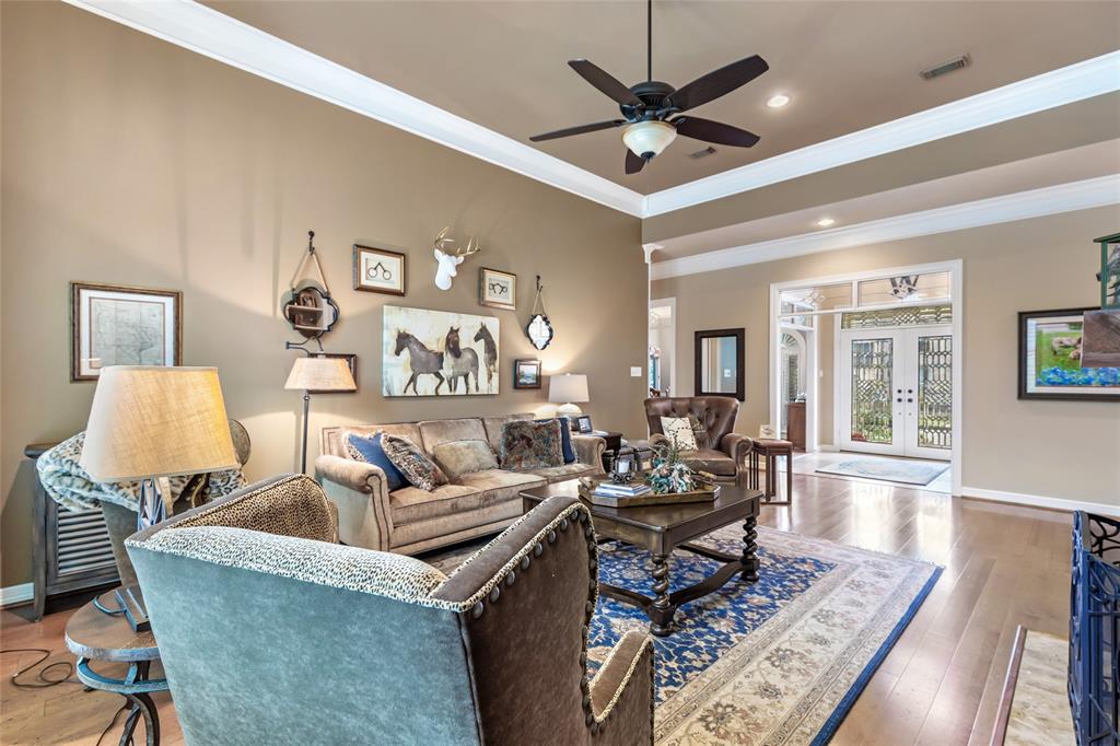 2002 Hickory Park Drive, Kingwood, Texas image 13
