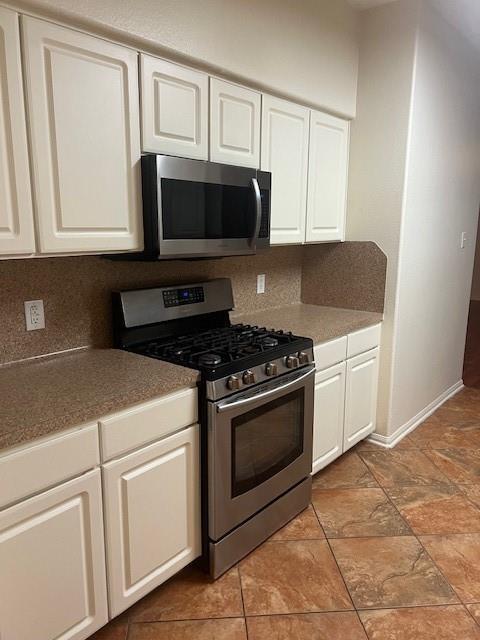 27210 Pine Crossing Drive, Spring, Texas image 7