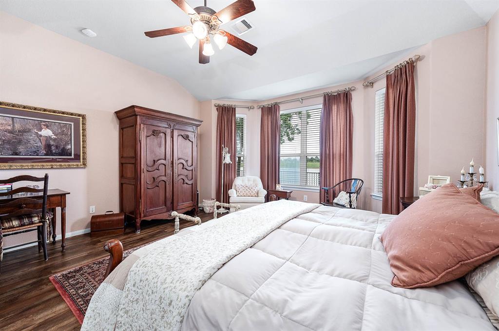 2339 Crescent Water, Rosenberg, Texas image 19