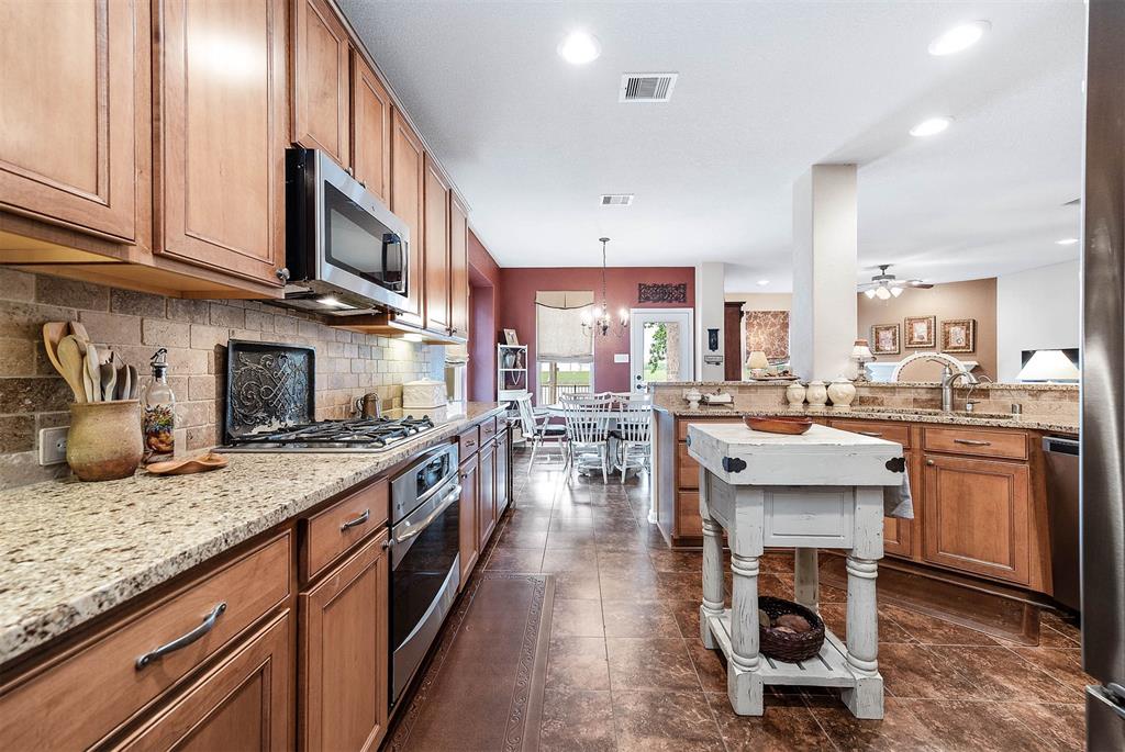 2339 Crescent Water, Rosenberg, Texas image 14