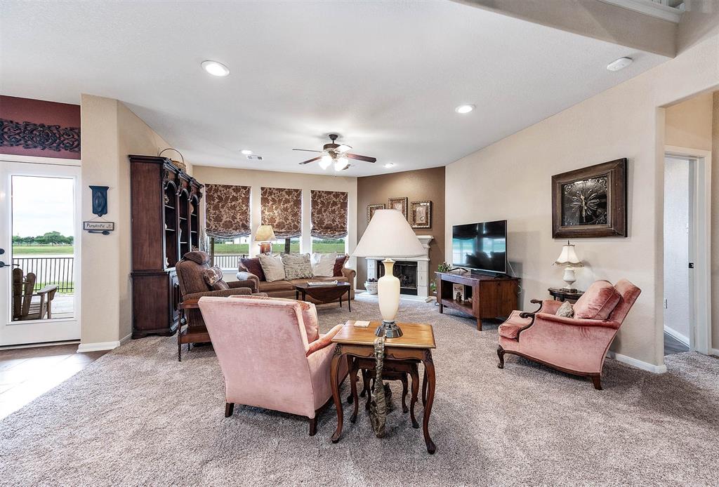 2339 Crescent Water, Rosenberg, Texas image 11