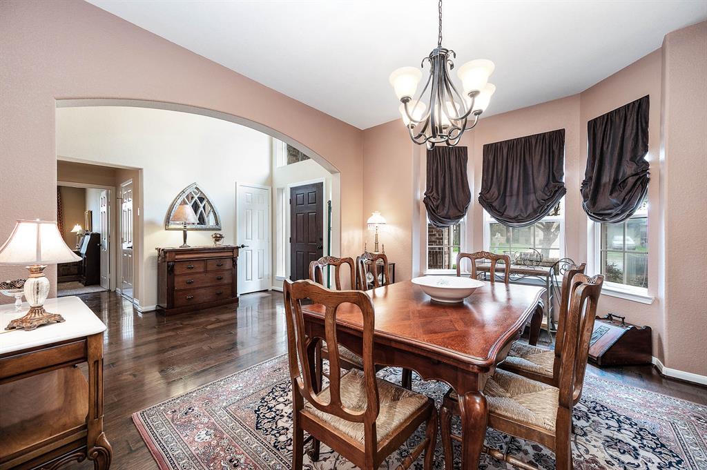 2339 Crescent Water, Rosenberg, Texas image 7