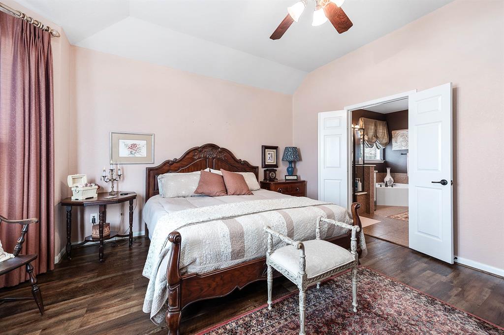 2339 Crescent Water, Rosenberg, Texas image 18