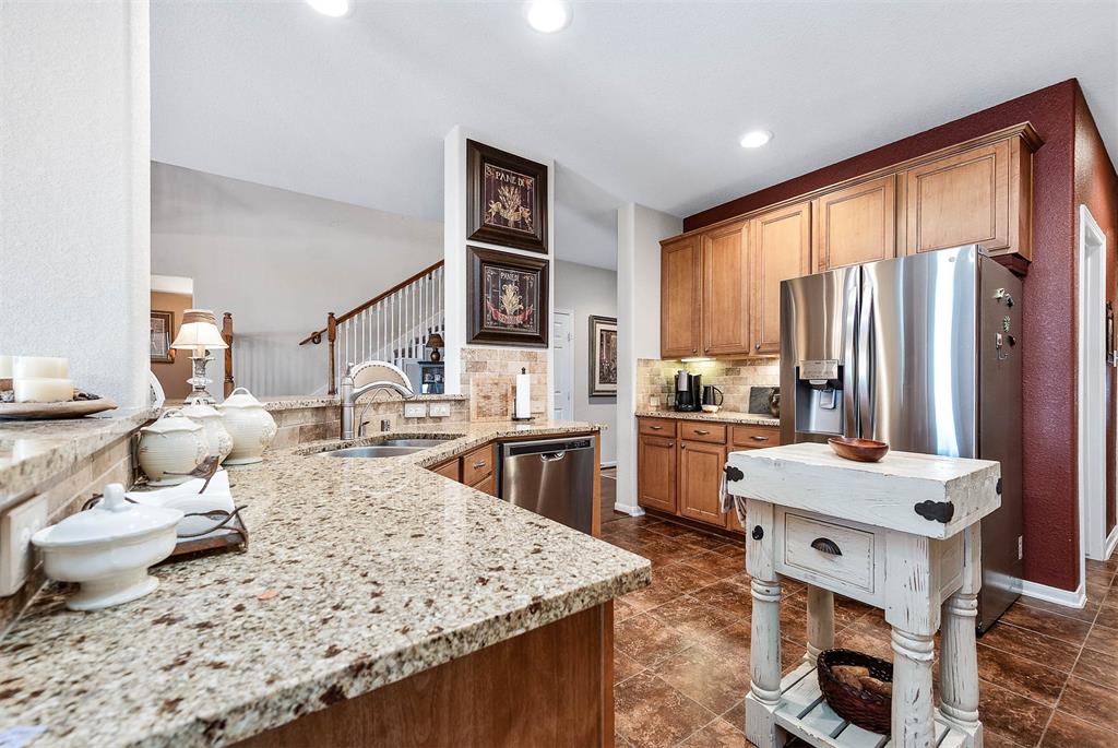 2339 Crescent Water, Rosenberg, Texas image 16