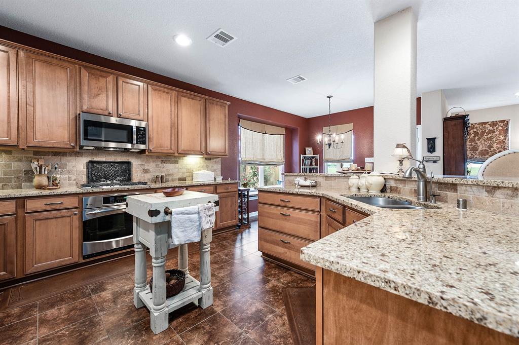 2339 Crescent Water, Rosenberg, Texas image 15