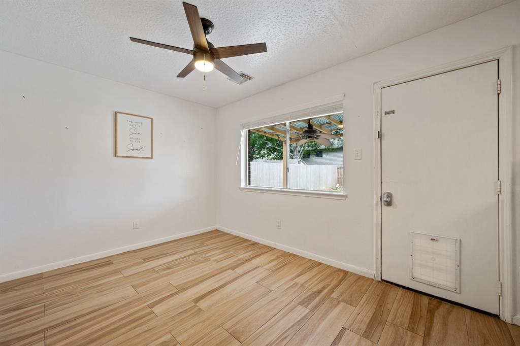 4309 Kingfish Drive, Seabrook, Texas image 14