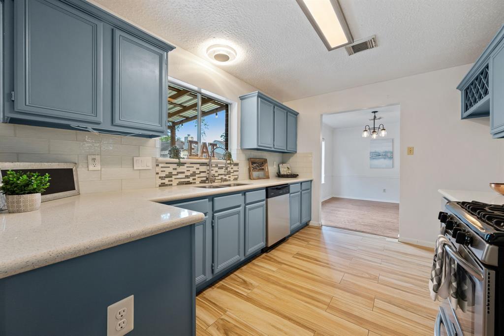 4309 Kingfish Drive, Seabrook, Texas image 17