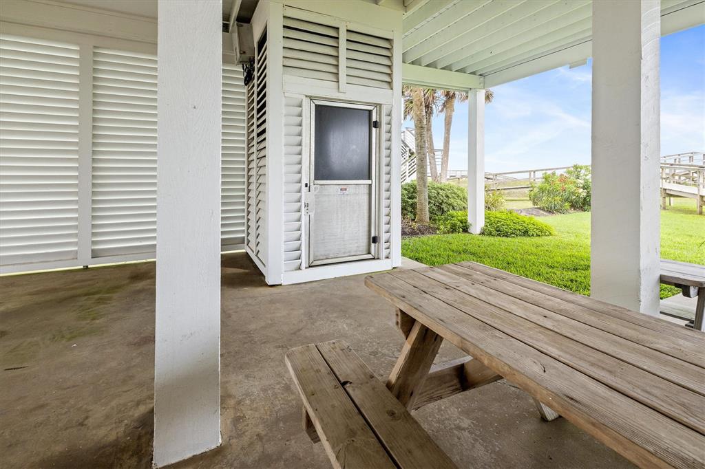 19427 Shores Drive, Galveston, Texas image 35