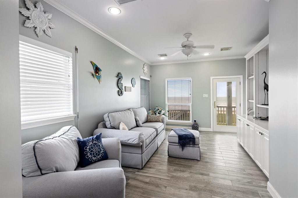 19427 Shores Drive, Galveston, Texas image 25