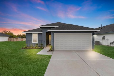 Photo of 5655 Spoonbill, Orange, TX 77632 (MLS # 4061176)