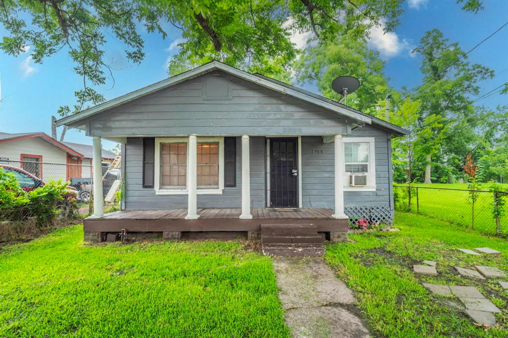 7988 Joy Street, Houston, Texas image 2