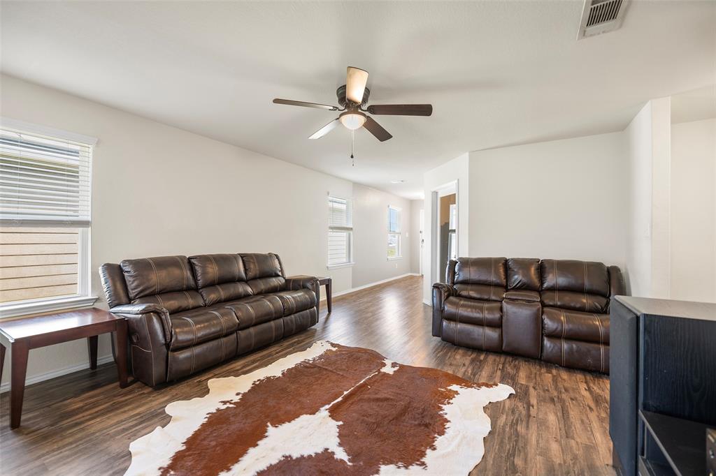 17827 Ryegrass Trail, Hockley, Texas image 9