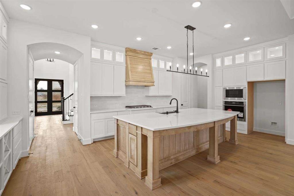 22019 Bottom Canyon Lane