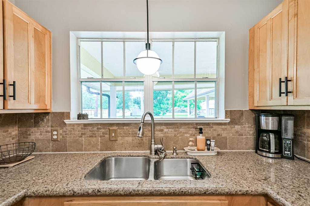 7075 Cayton Street, Houston, Texas image 10