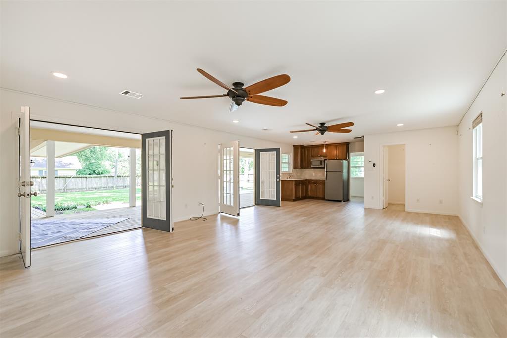 7075 Cayton Street, Houston, Texas image 24