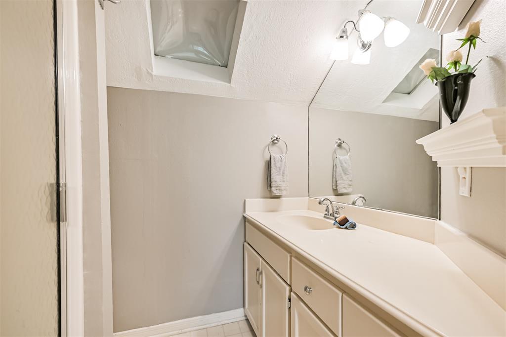 7075 Cayton Street, Houston, Texas image 40