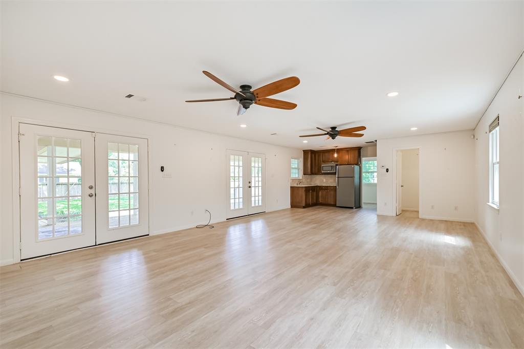 7075 Cayton Street, Houston, Texas image 25