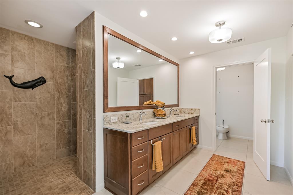 7075 Cayton Street, Houston, Texas image 32