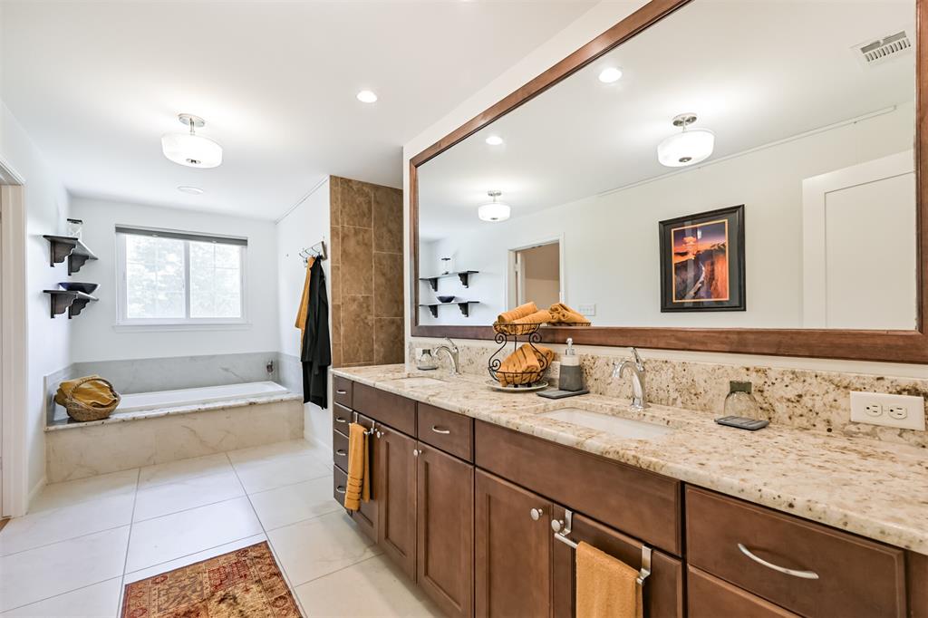 7075 Cayton Street, Houston, Texas image 31