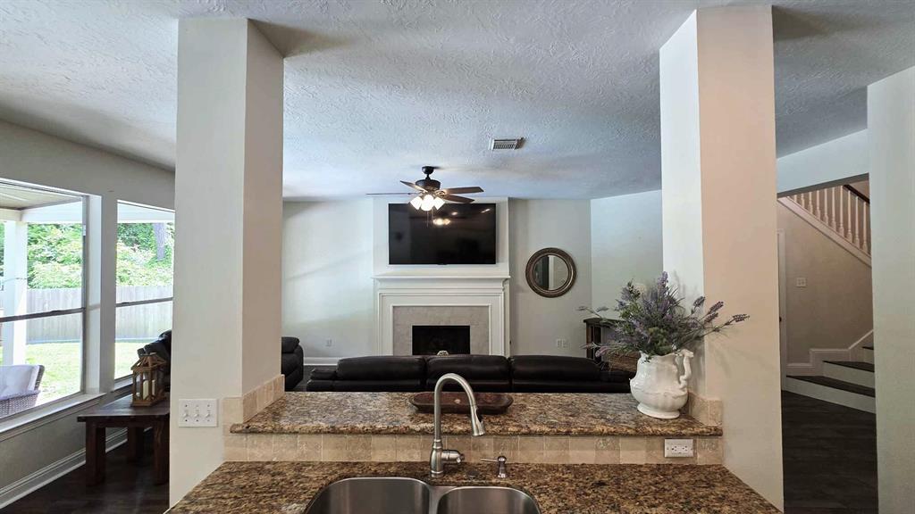 6623 Emerald Ash Court, Humble, Texas image 12