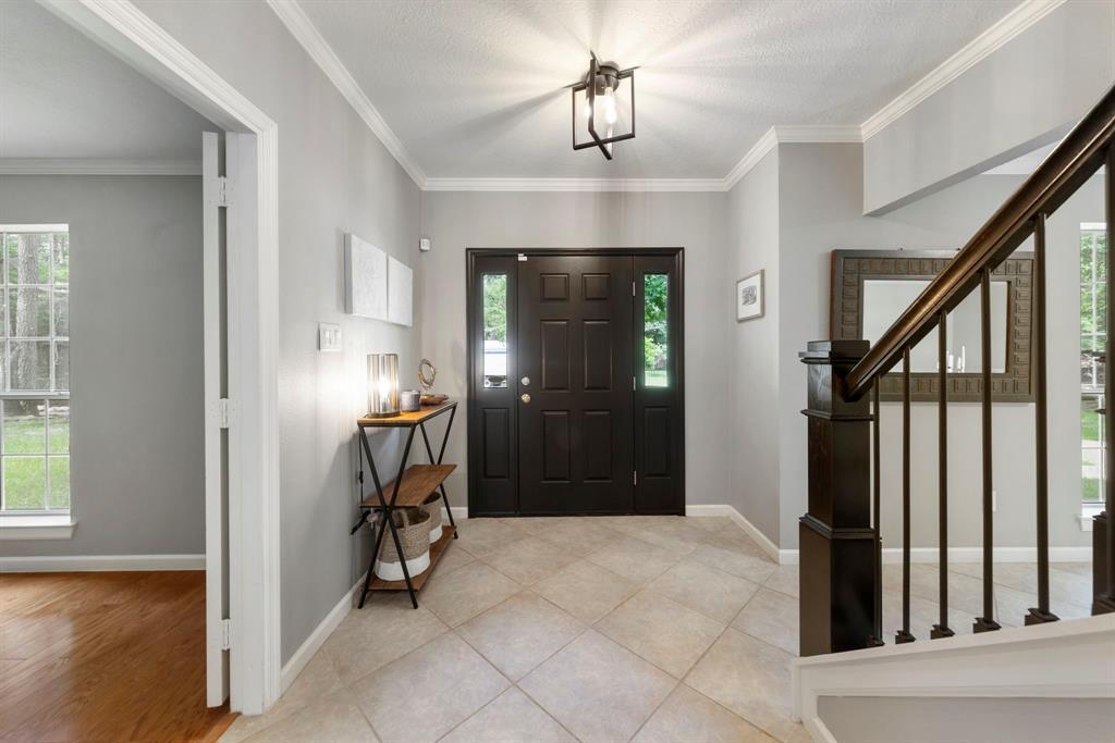 19 Shinyrock Place
