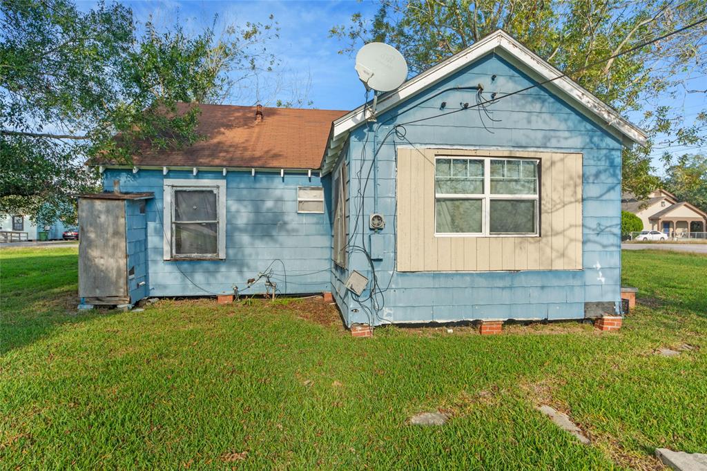 2744 19th Street, Port Arthur, Texas image 2