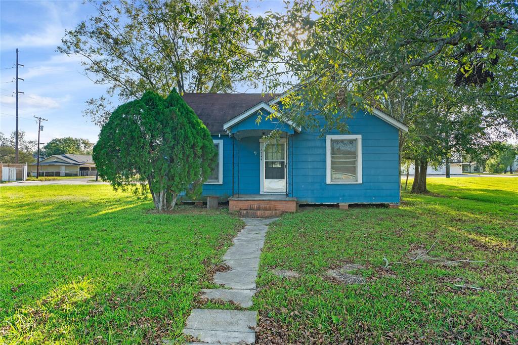 2744 19th Street, Port Arthur, Texas image 3