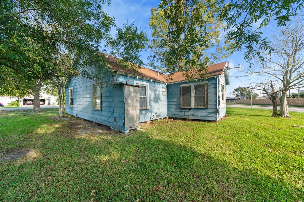 2744 19th Street, Port Arthur, Texas image 16