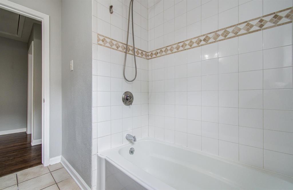 4621 W 43rd Street, Houston, Texas image 25