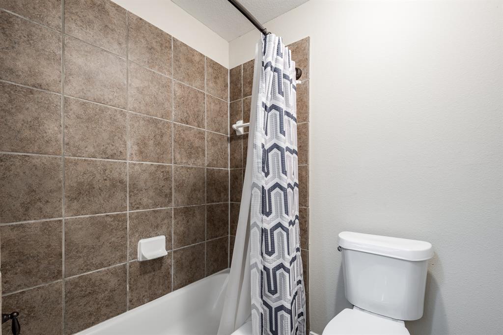 3315 Serein Meadows Drive, Spring, Texas image 44