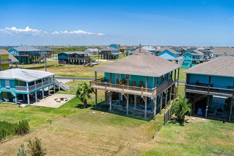 A home in Crystal Beach